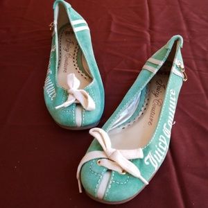 Women's Juicy Couture flats